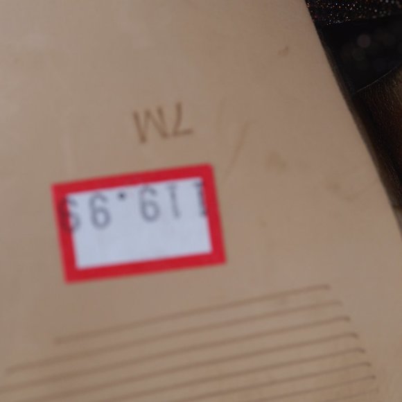 NWOT - GUESS - Stiletto Sandals, Size 7 - Picture 8 of 10